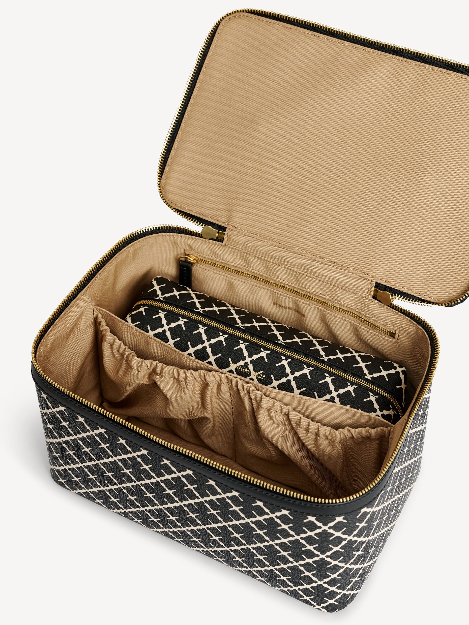 Bae Beauty cosmetics case