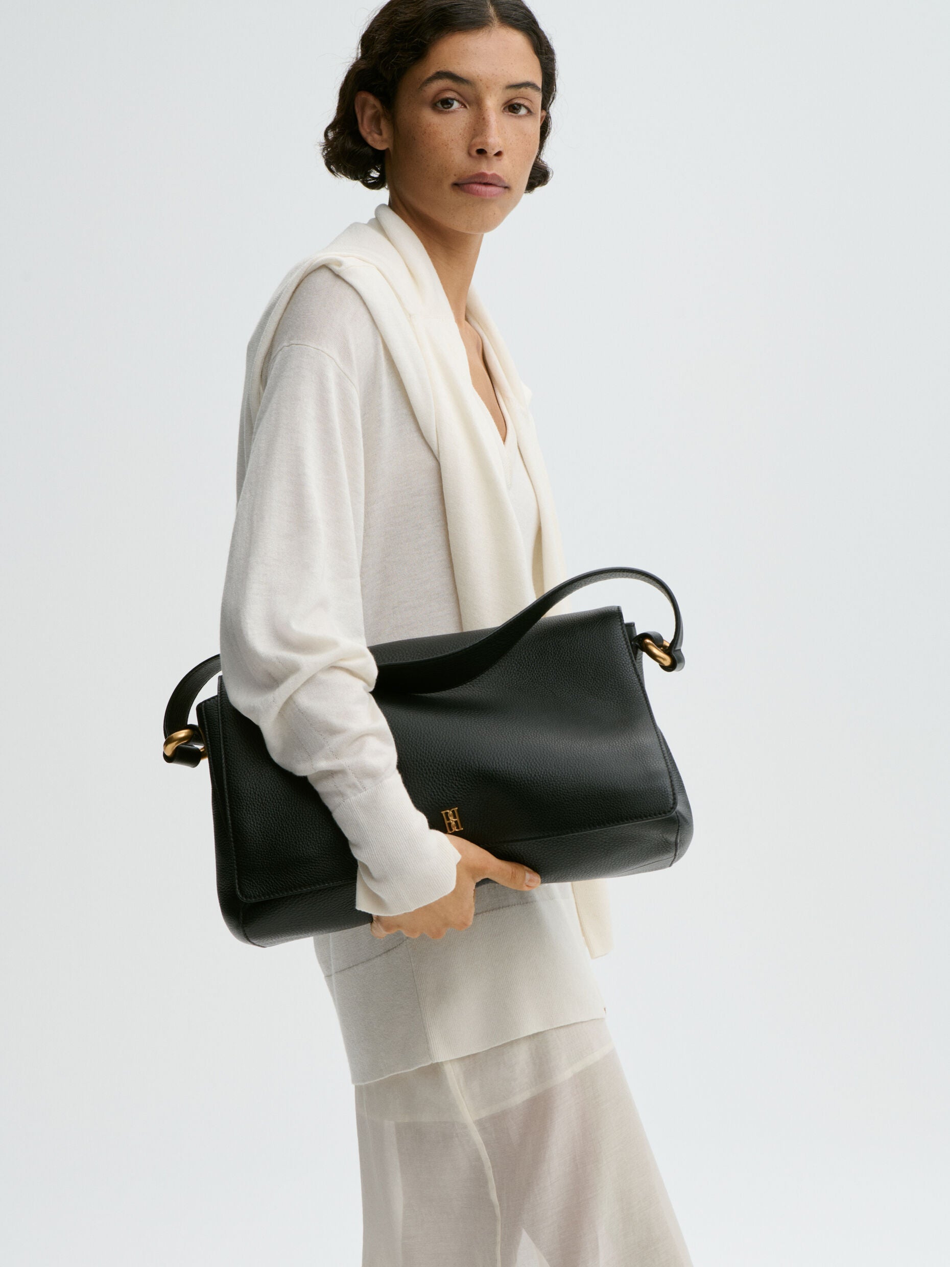 Lelou shoulder bag