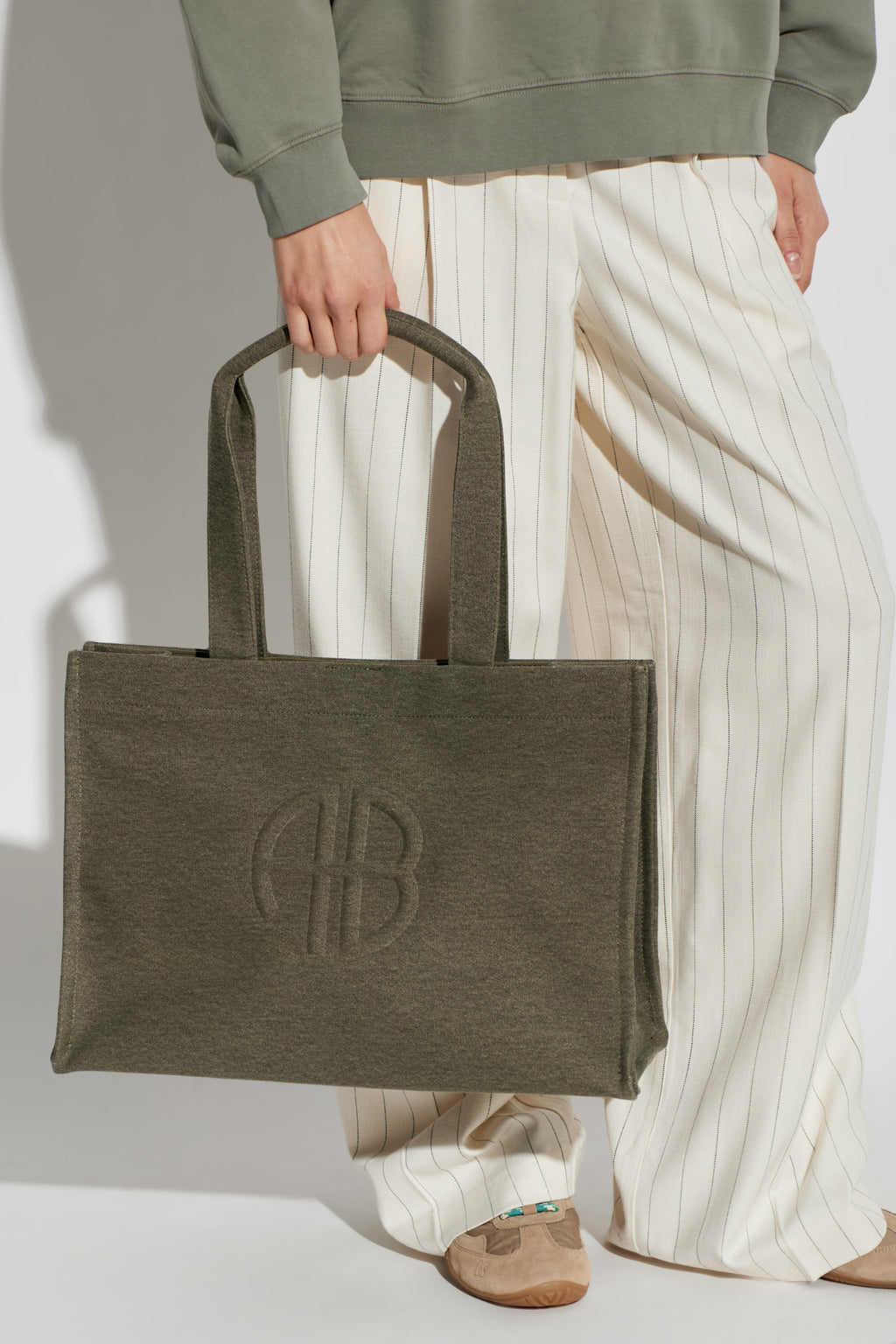 Lara Tote bag