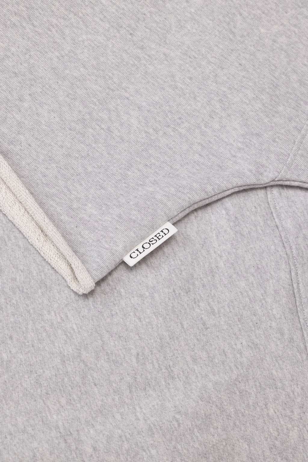 Deep yoke t-shirt