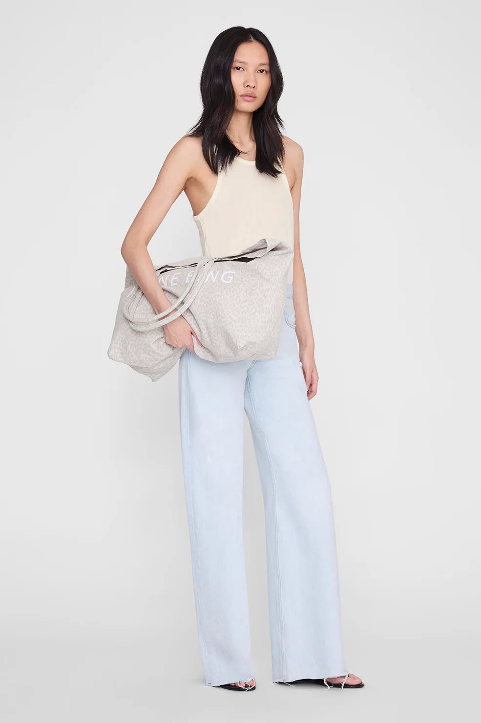 Leo canvas tote