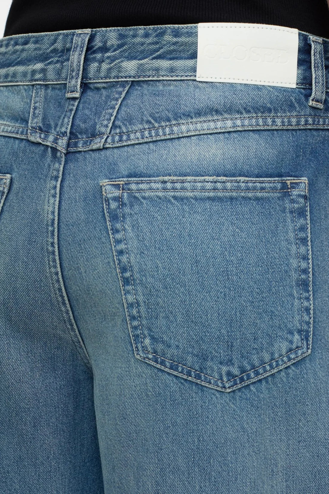 Nikka jeans